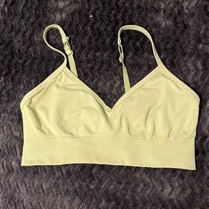 Lululemon Ebb to Street bra Light Support